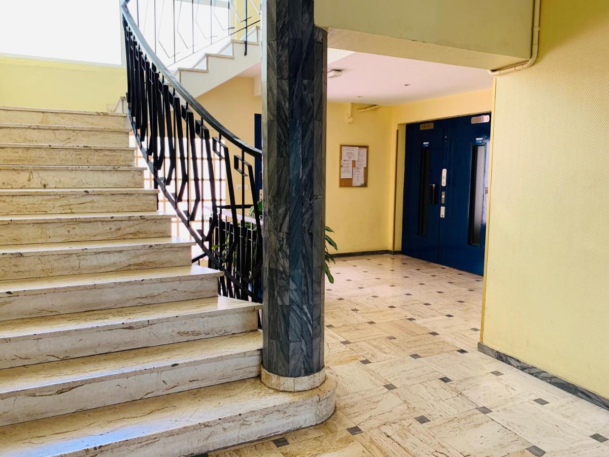 Cannes Apartment 3 Mins From The Beach Luaran gambar